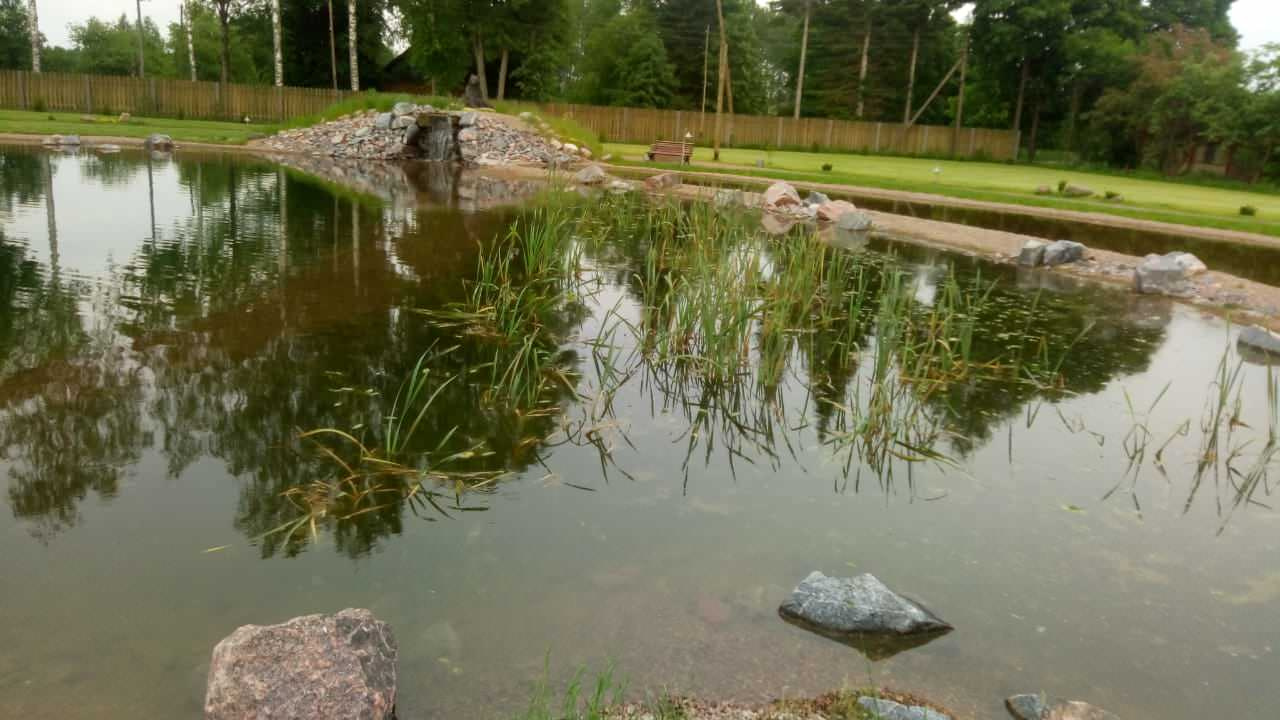 Плавательный водоём в п. Ручьи (Лен. обл.)