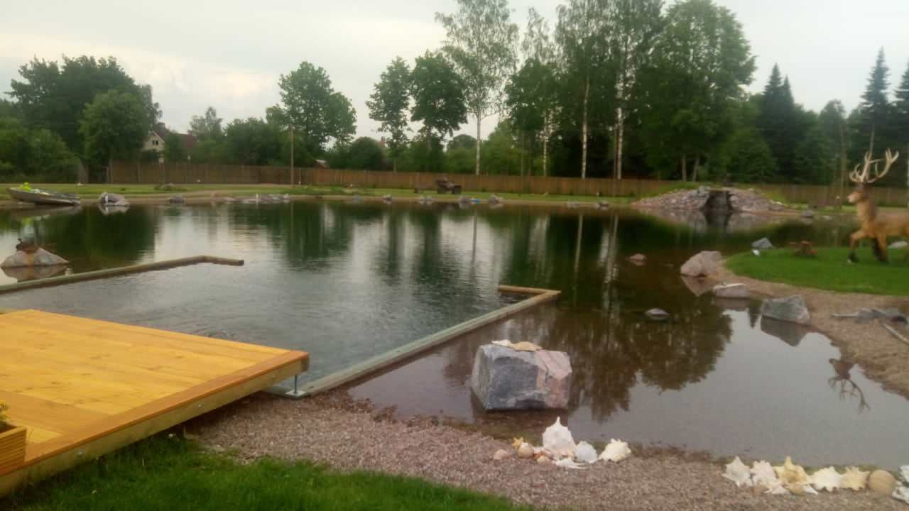 Плавательный водоём в п. Ручьи (Лен. обл.)