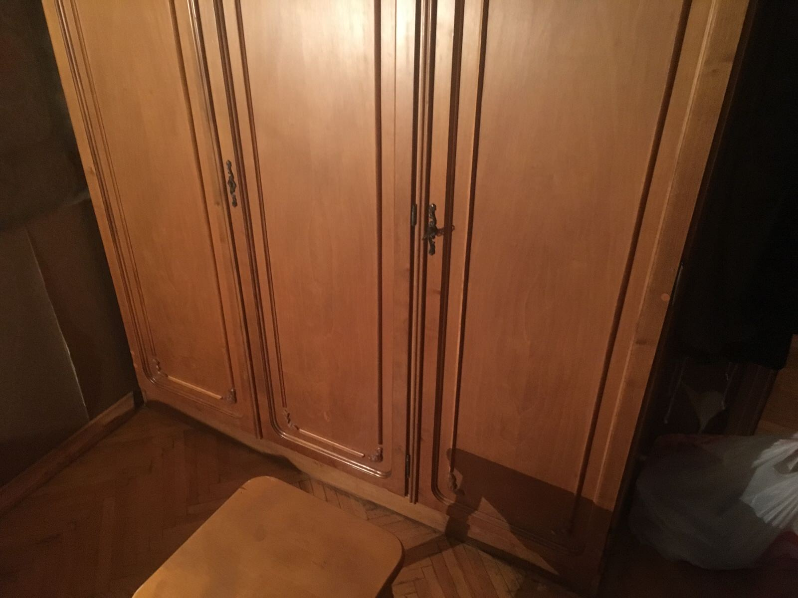 Обложка проекта: Ремонт и частичная реставрация шкафа