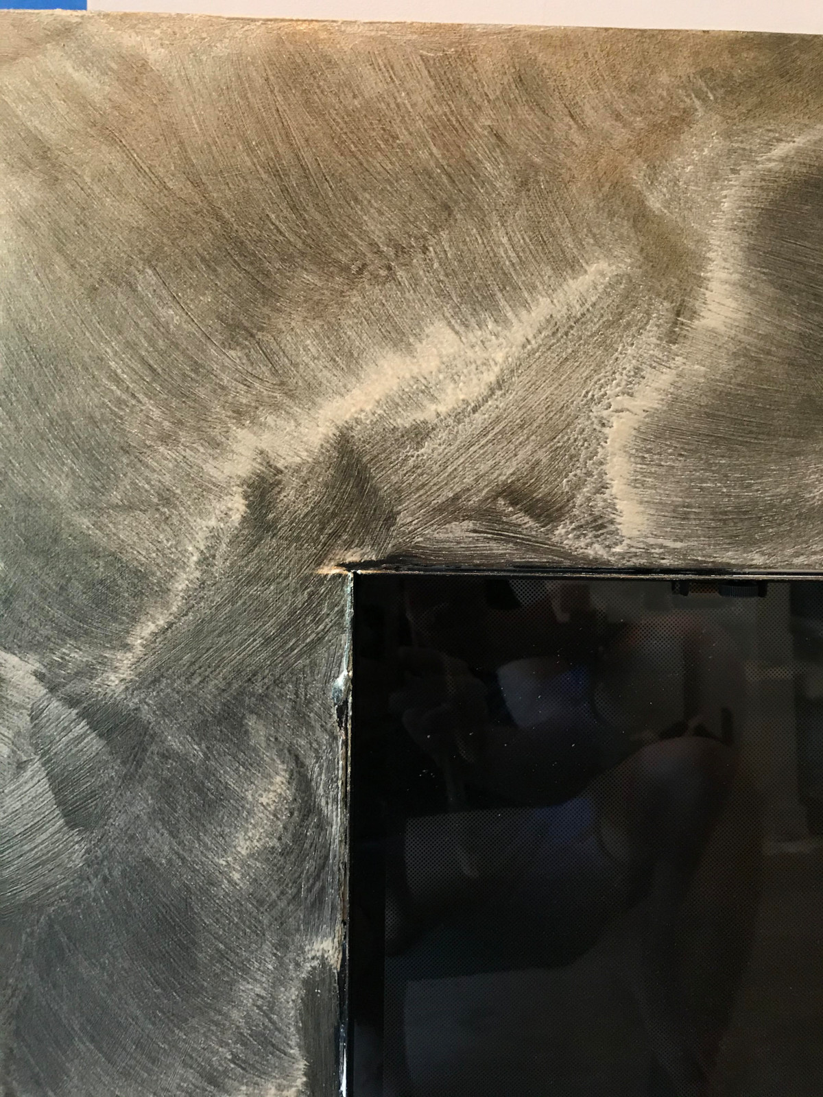 Sea wave on the fireplace