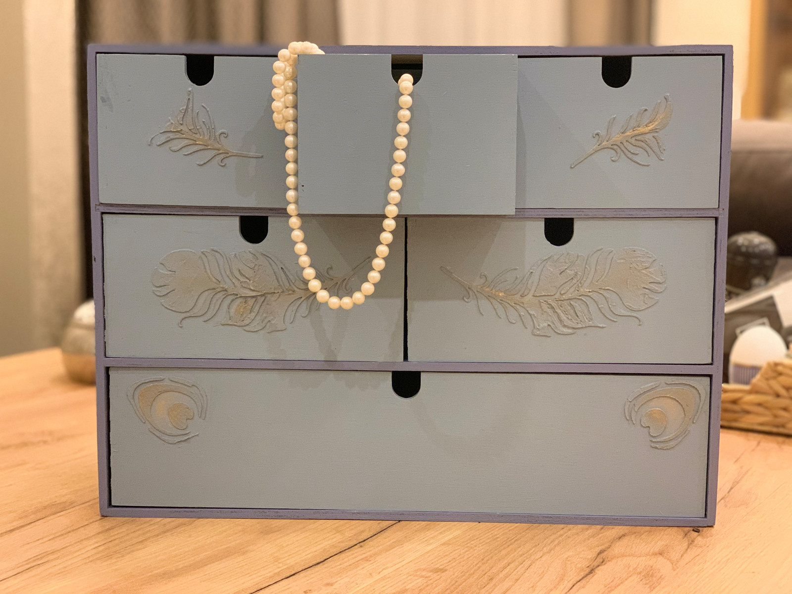 Перекраска мебели