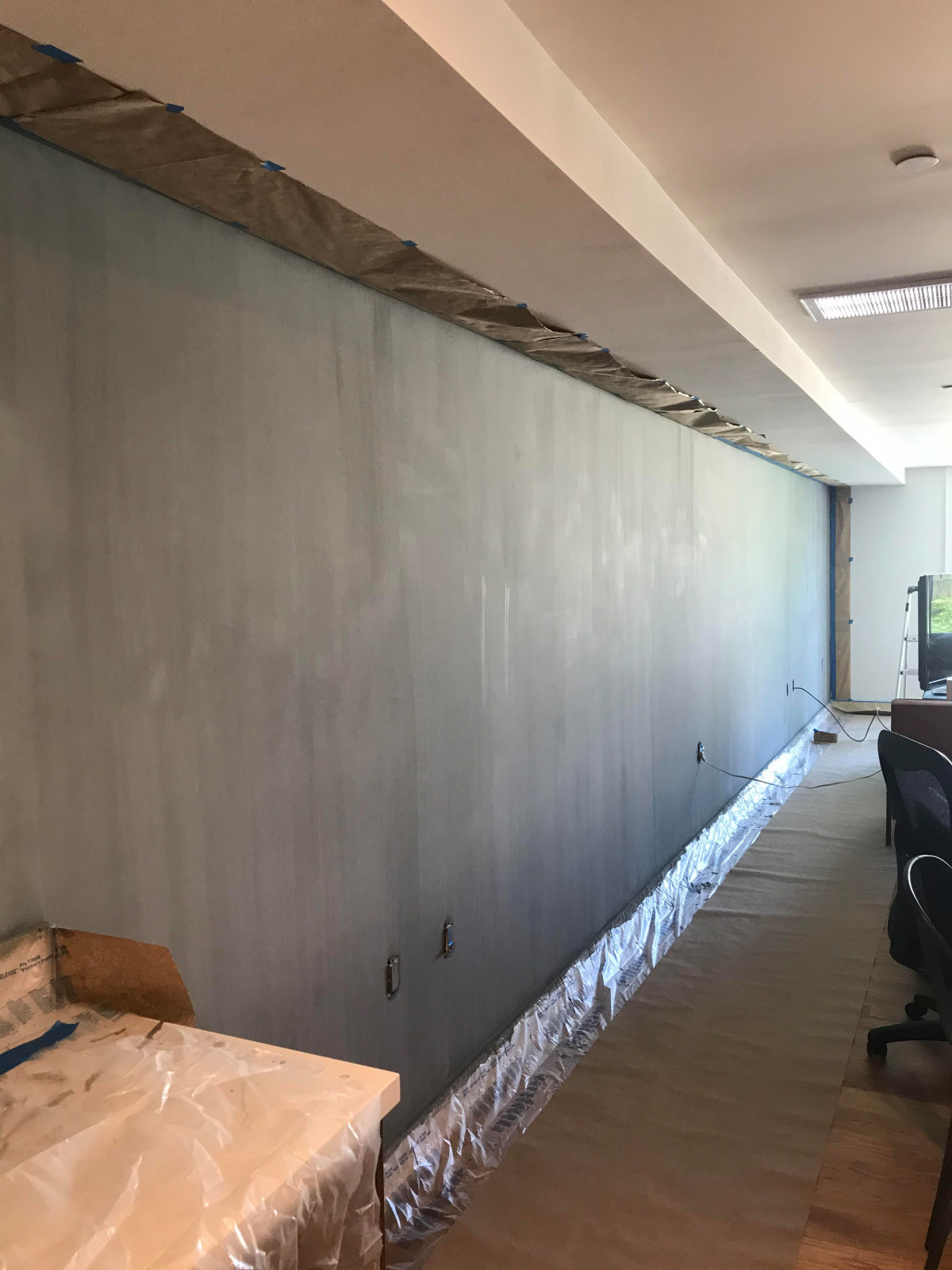 Accent walls with Lime Paint