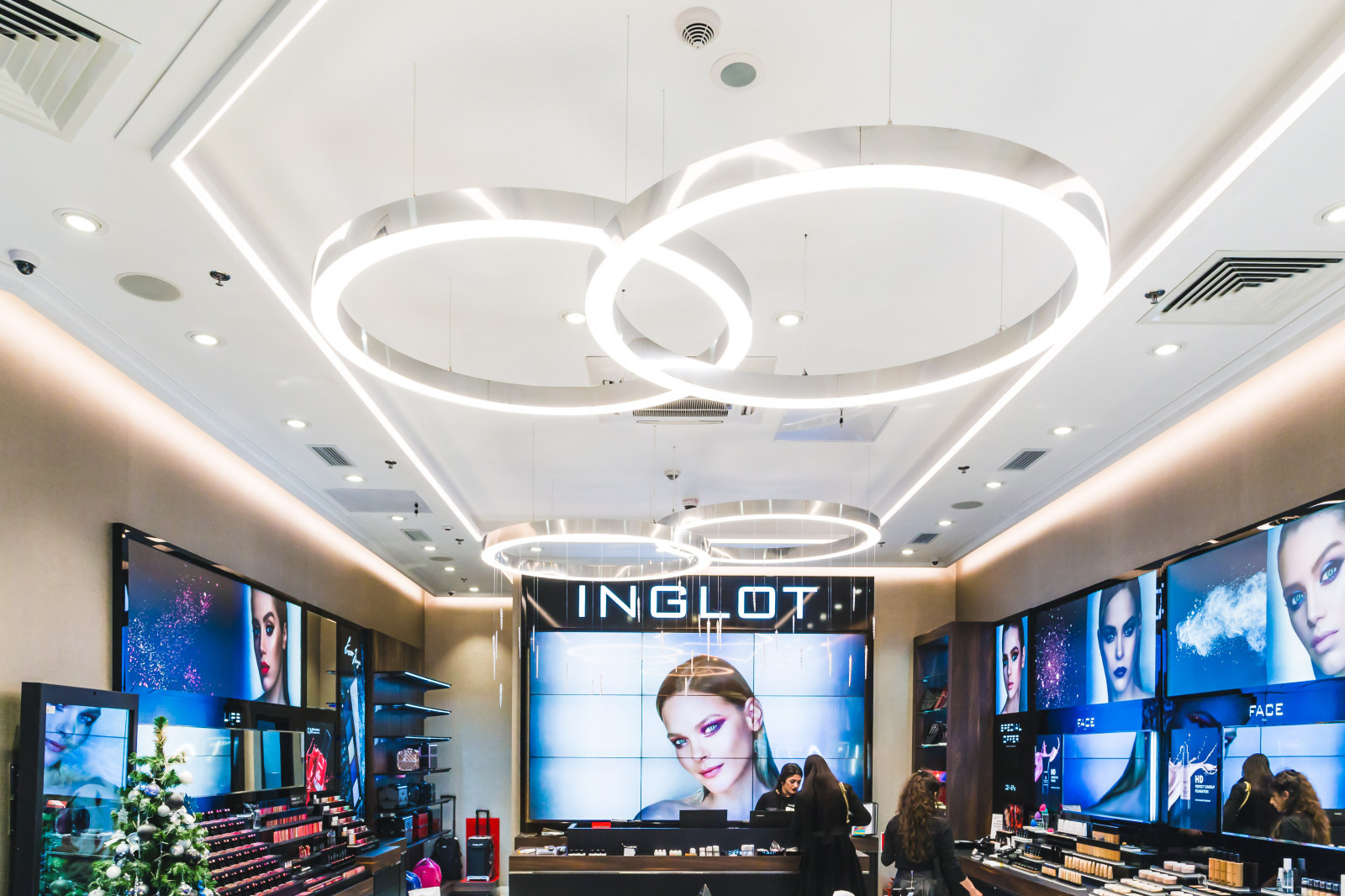 Inglot