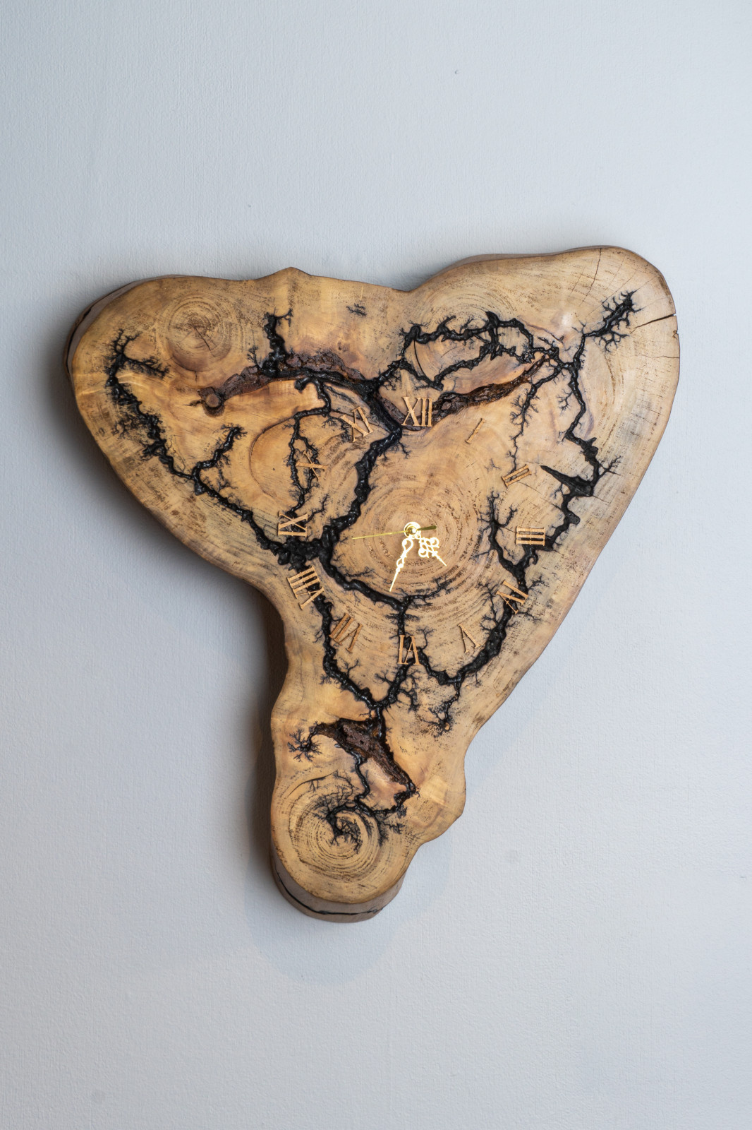 Настенные часы ручной работы