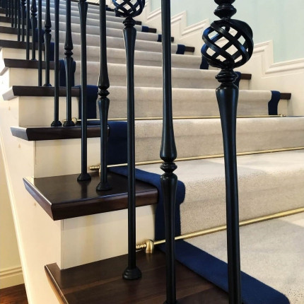 Обложка проекта: Укладка ковролина на лестницу г. Москва