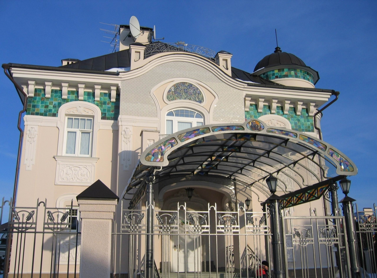 БЕСЕДКИ