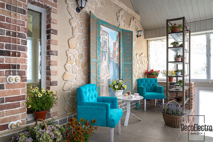 DecoElectro в проекте Фазенда Life: "Итальянский дворик"