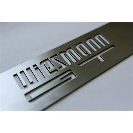 Лазерная резка углеродистой стали