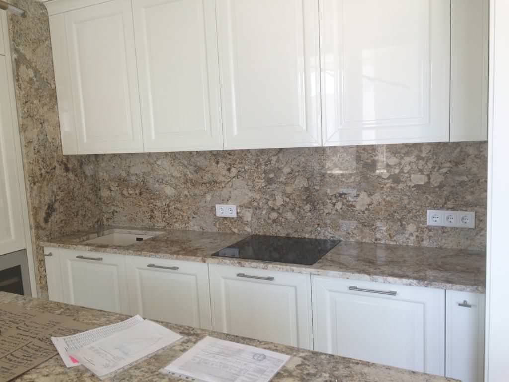 Столешница и остров кухня, столешницы в в/к из гранита Sagitarius