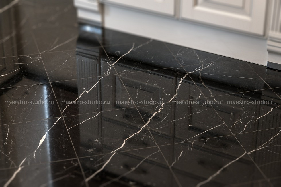 • Элитная квартира в центре Петербурга