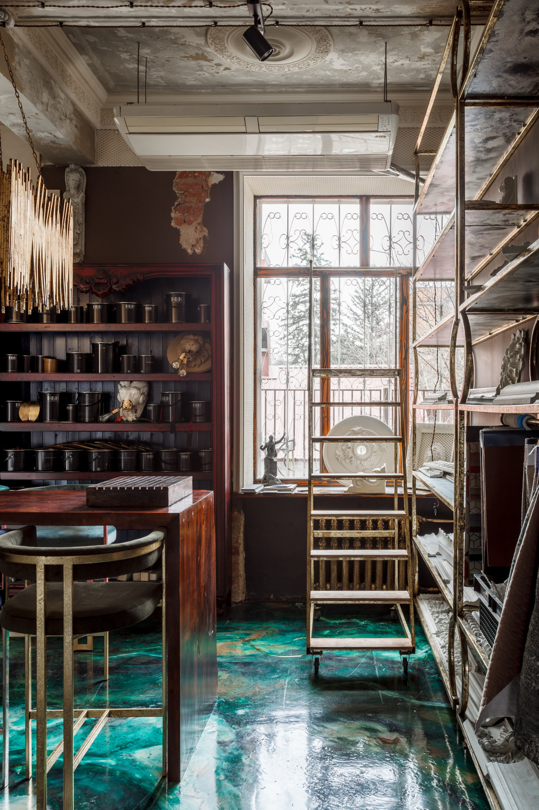 Интерьерный салон/мастерская "AMBASSADOR"