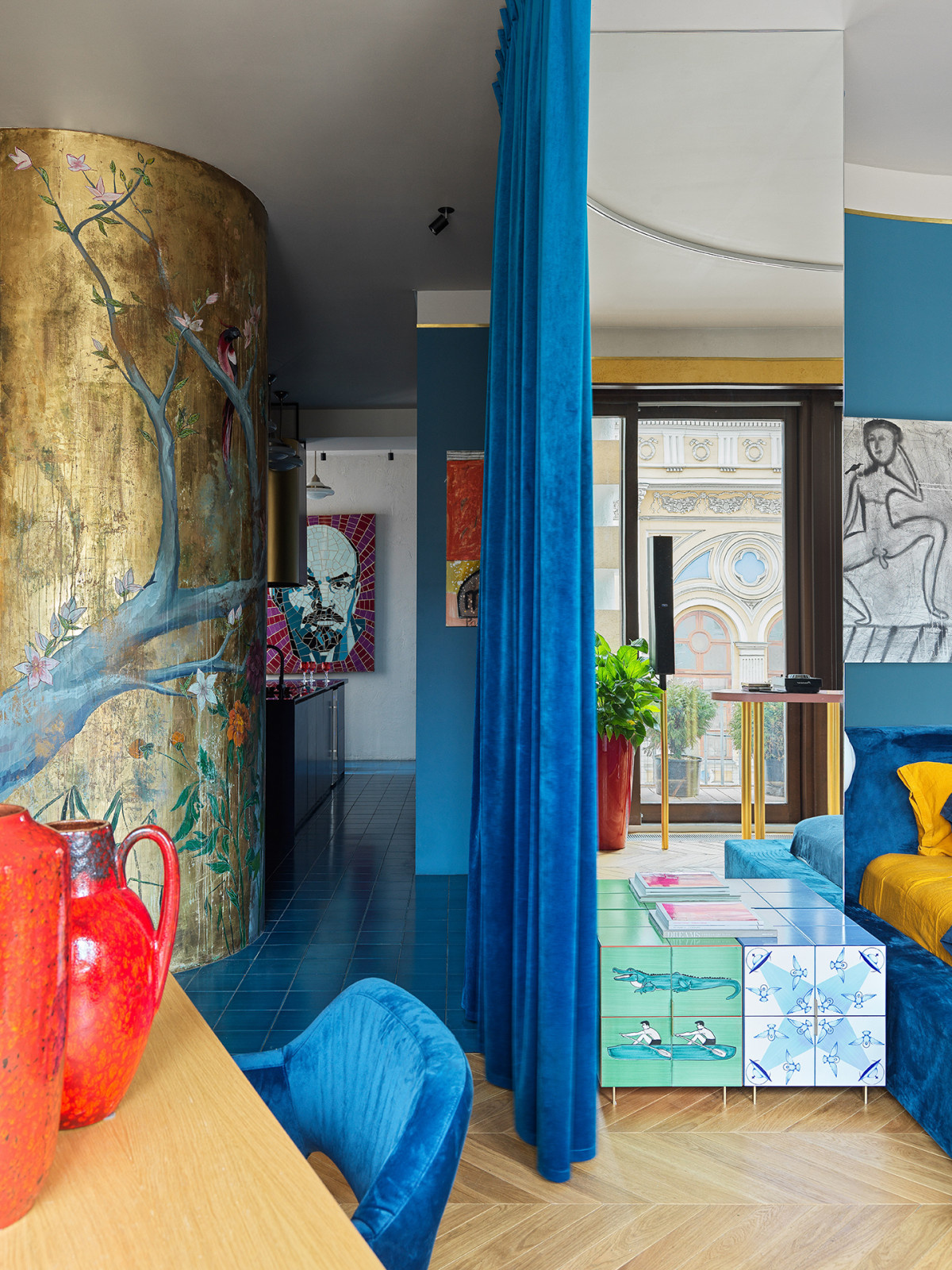 Квартира в Трехсвятительском переулке. Винтаж и upcycling.