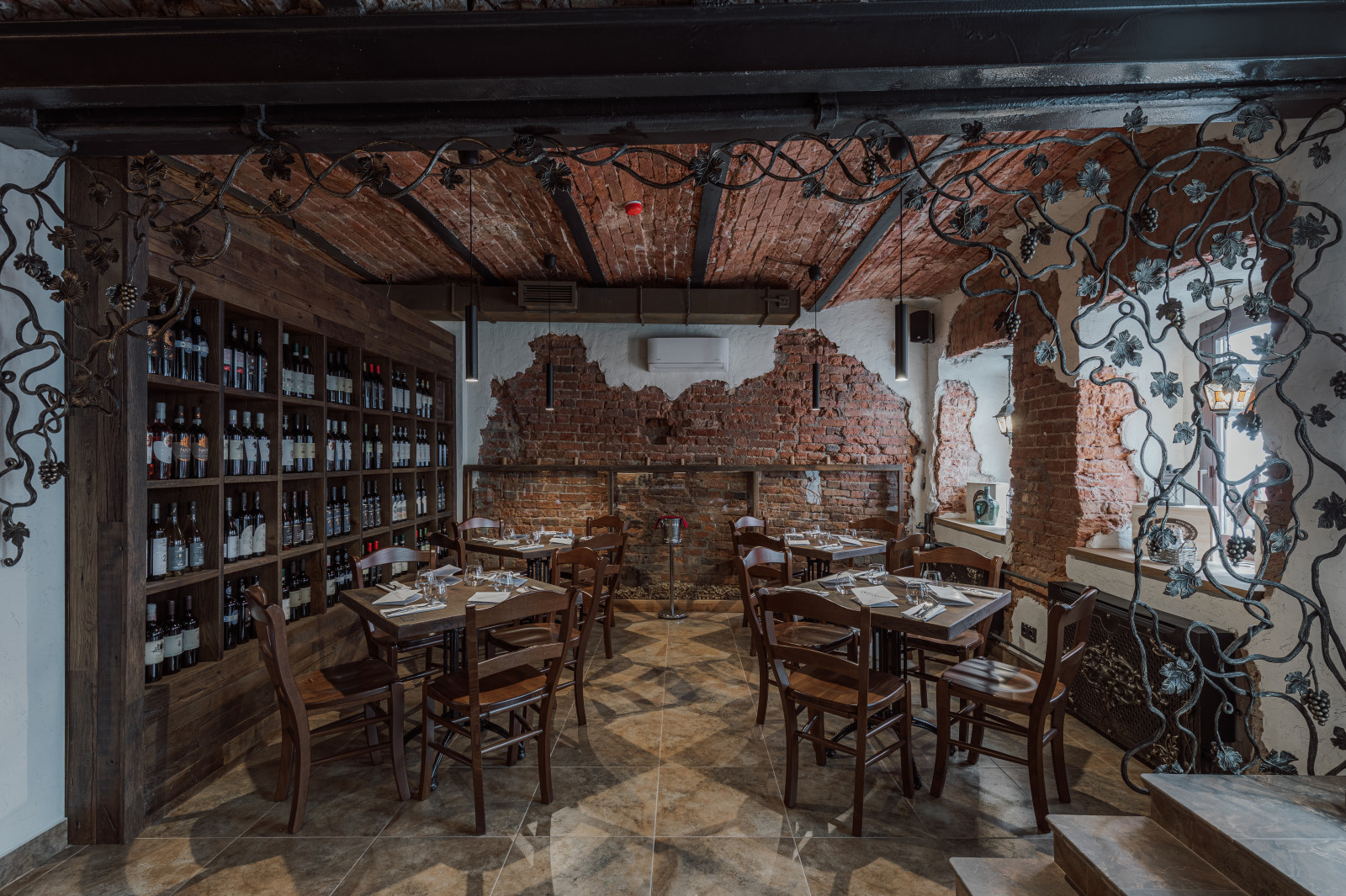 Dodici Wine & Kitchen