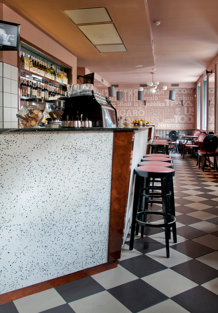 Цветная и фактурная метаморфоза  News Cafe в Минске