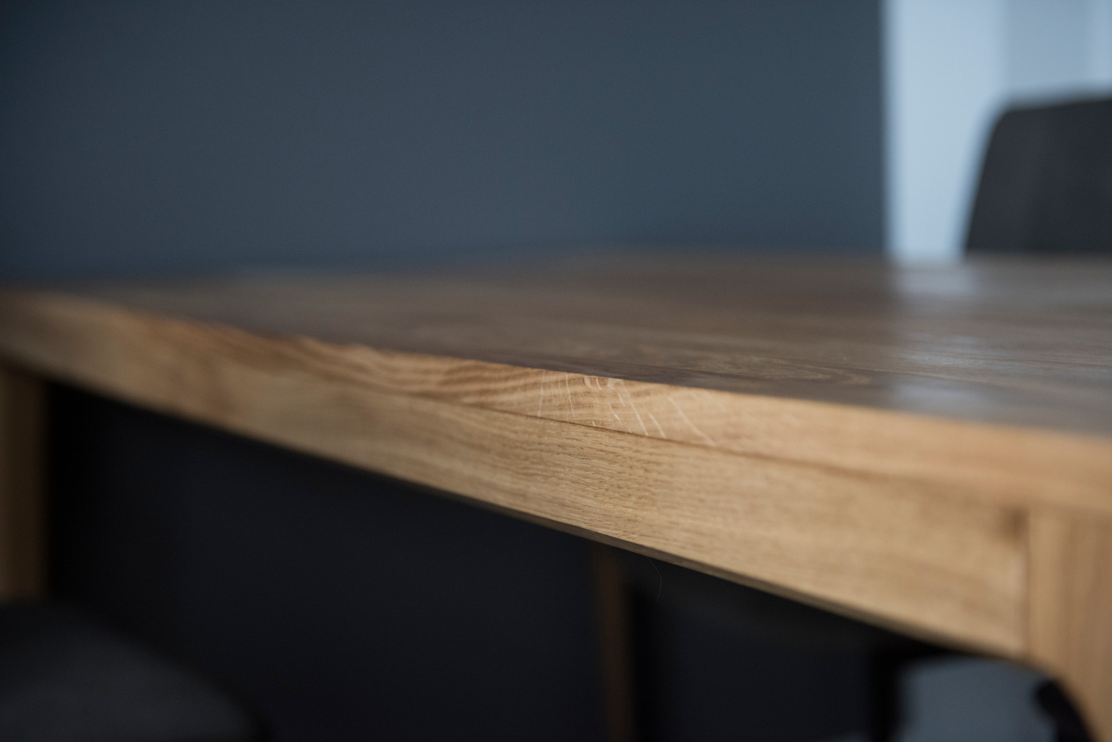 Стол из массива дуба