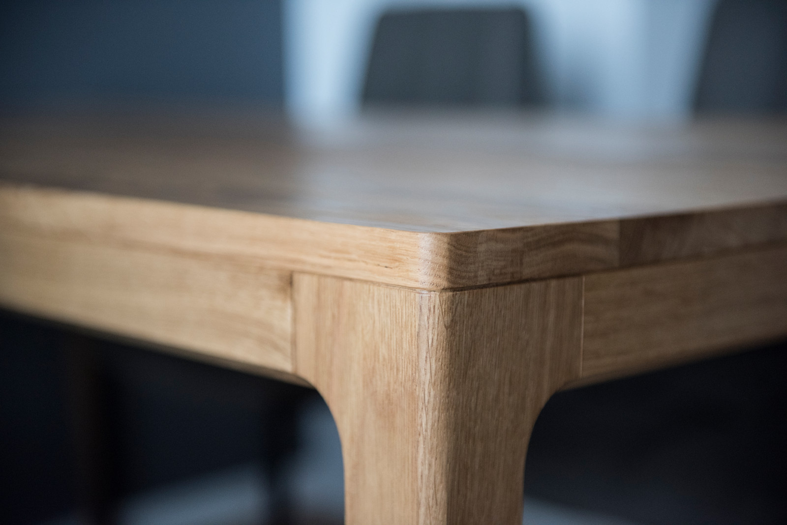 Стол из массива дуба