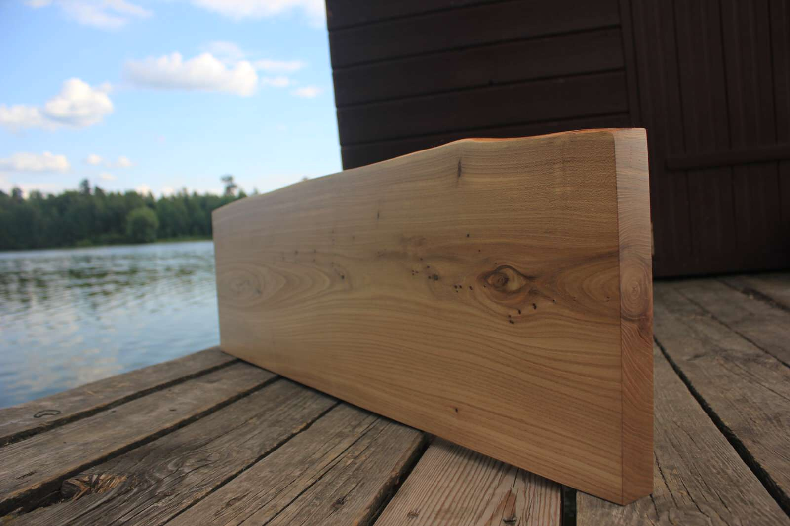 Подвесные полки из карагача