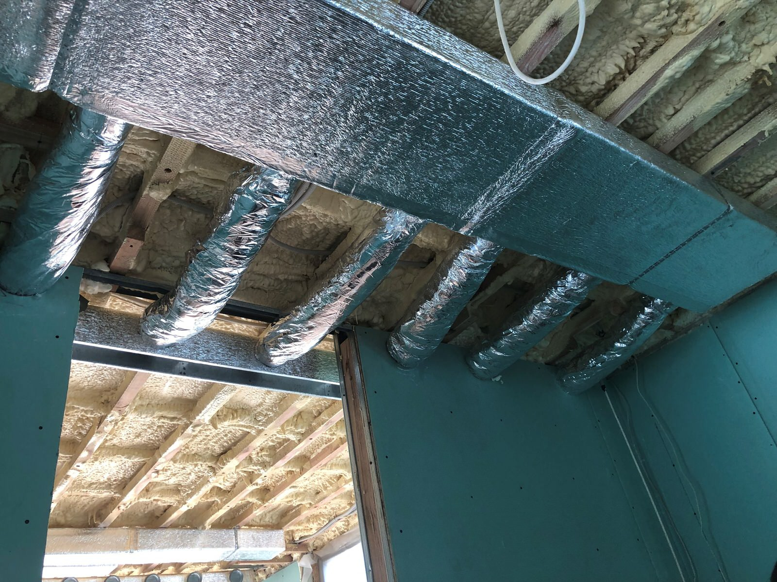 КОТЕДЖ, С. КОЗИН