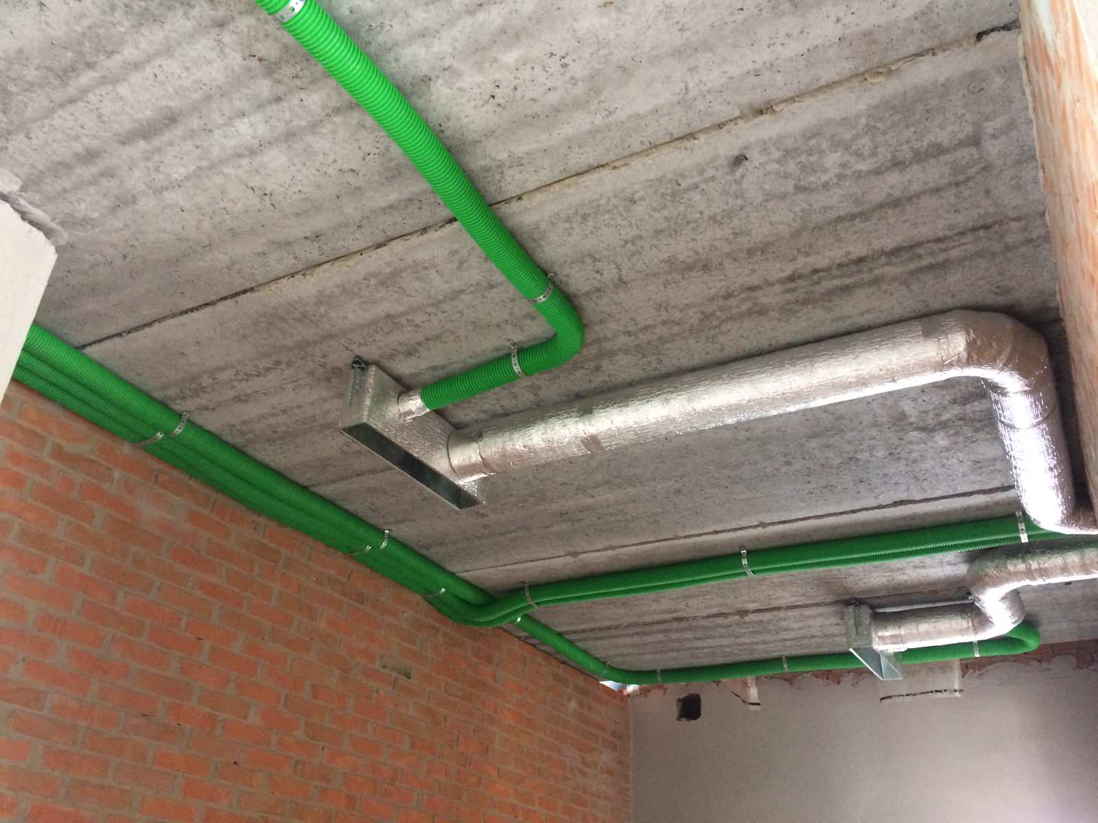 КОТЕДЖ ЖУЛЯНИ, М. КИЇВ