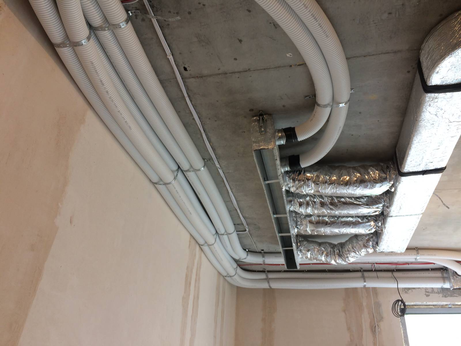 КВАРТИРА, КЛУБНИЙ БУДИНОК «МАЛЕВИЧА, 48»