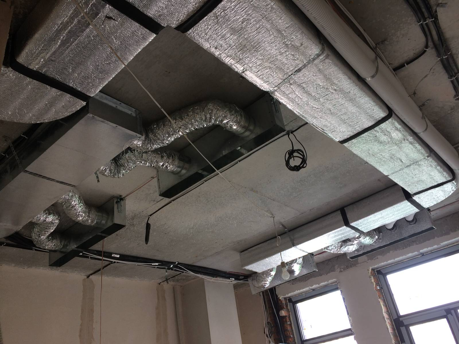 КВАРТИРА, КЛУБНИЙ БУДИНОК «МАЛЕВИЧА, 48»