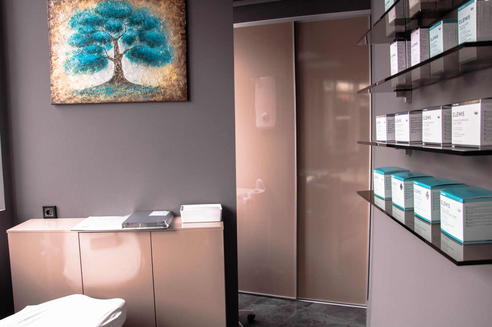 Комод и шкаф купе