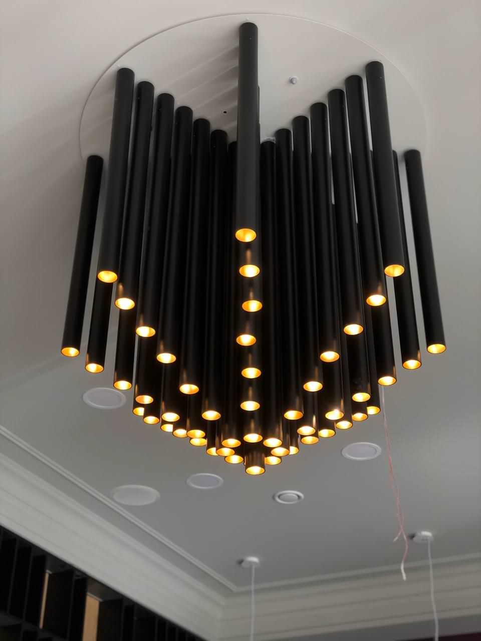 Светильники и световые конструкции для, ресторанов, отелей, ритейла