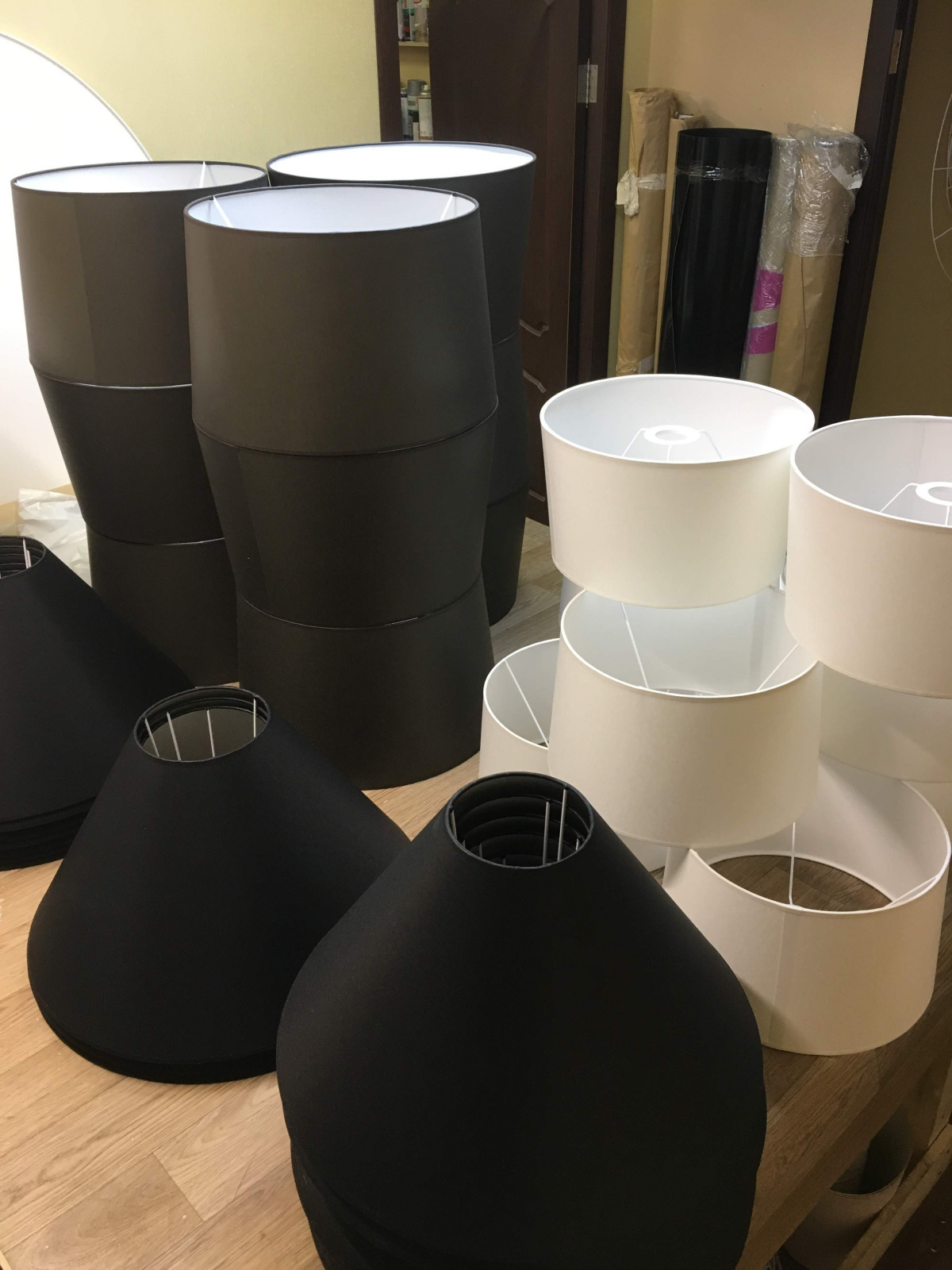 Светильники и световые конструкции для, ресторанов, отелей, ритейла