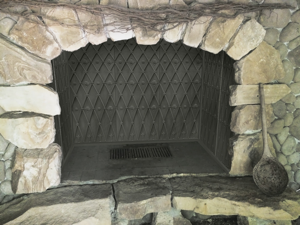 Литой декор для камина