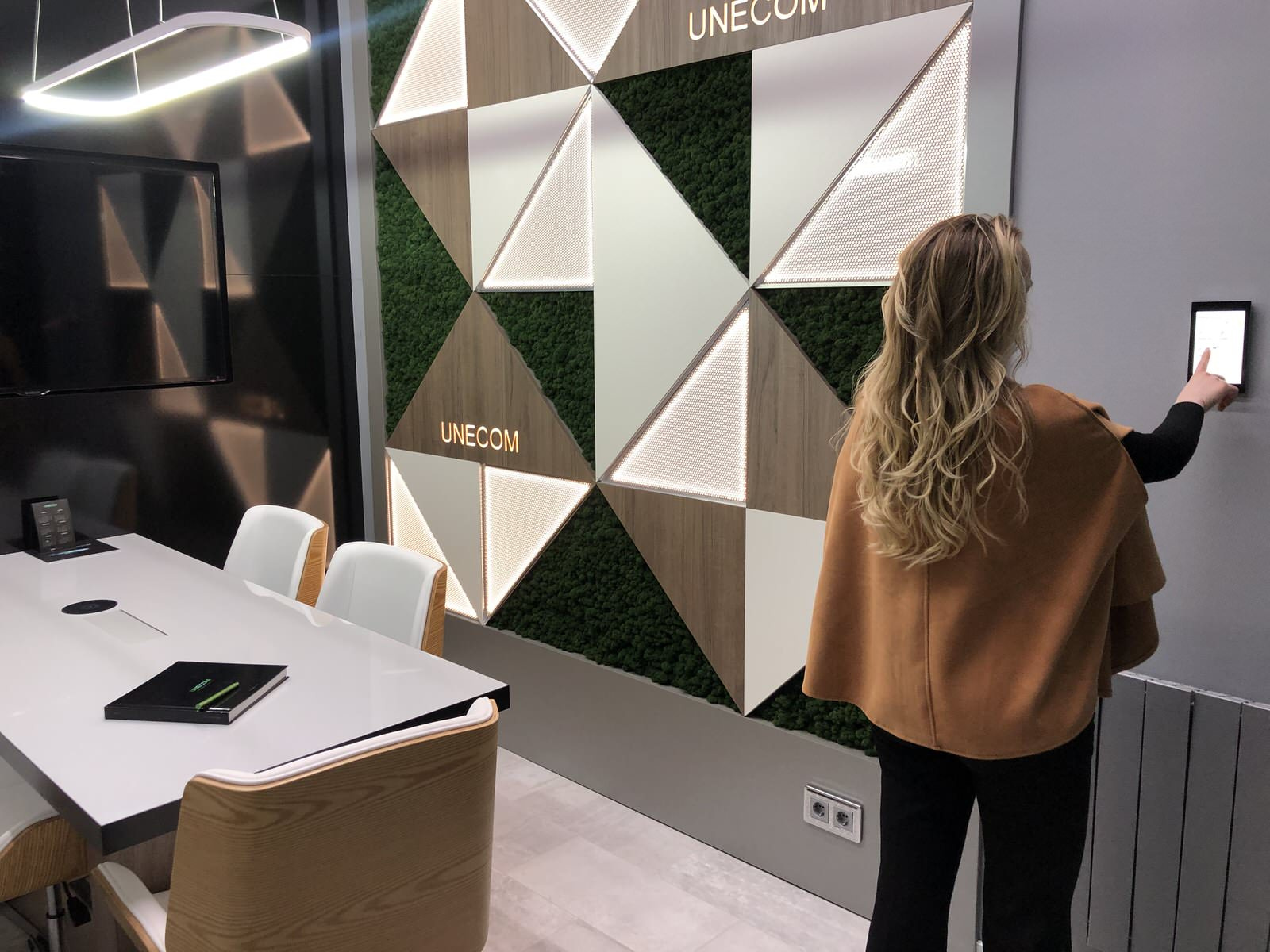 Умный офис UNECOM