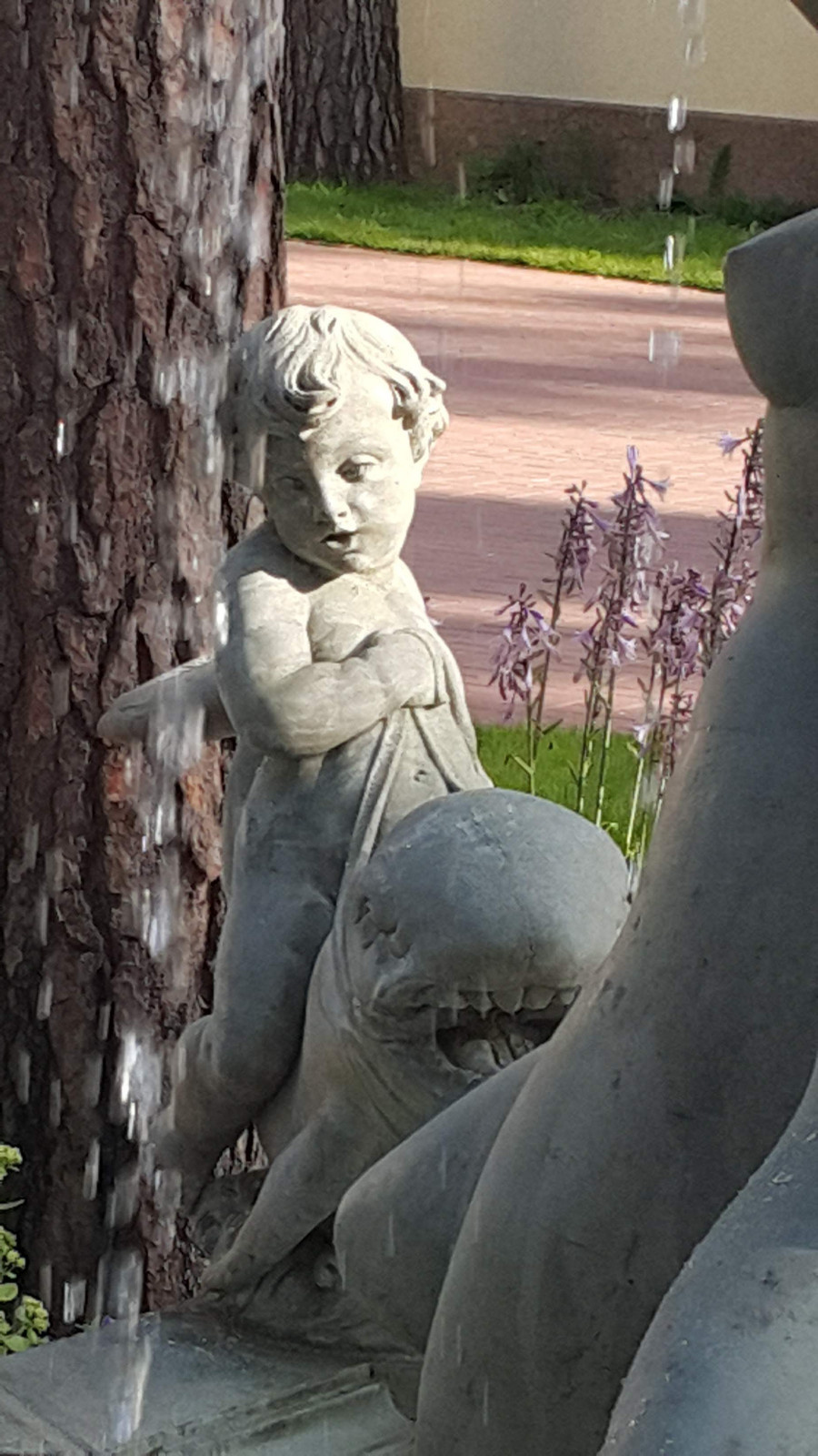 Реставрация фонтана в Горках