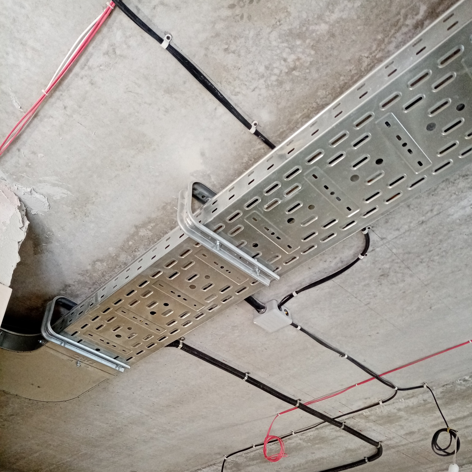 Электромонтаж, монтаж АСУ ТП, КИПиА, СКС, проектные работы в частном доме