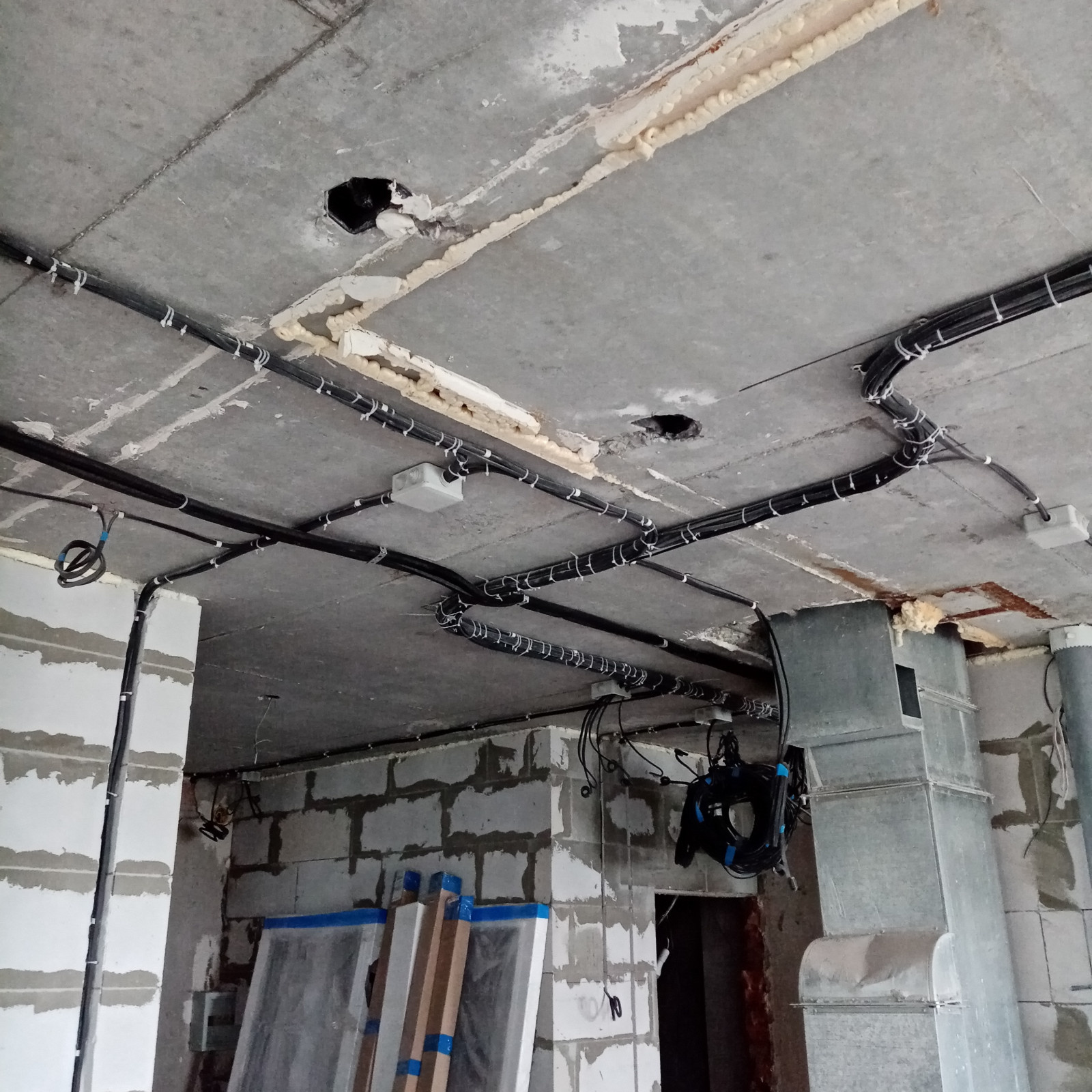 Электромонтаж в квартире