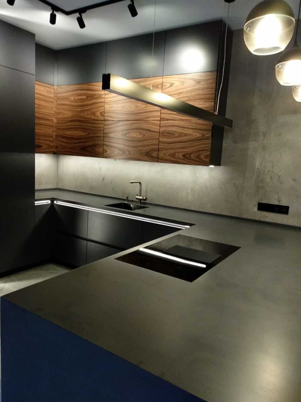 Технологичная кухня