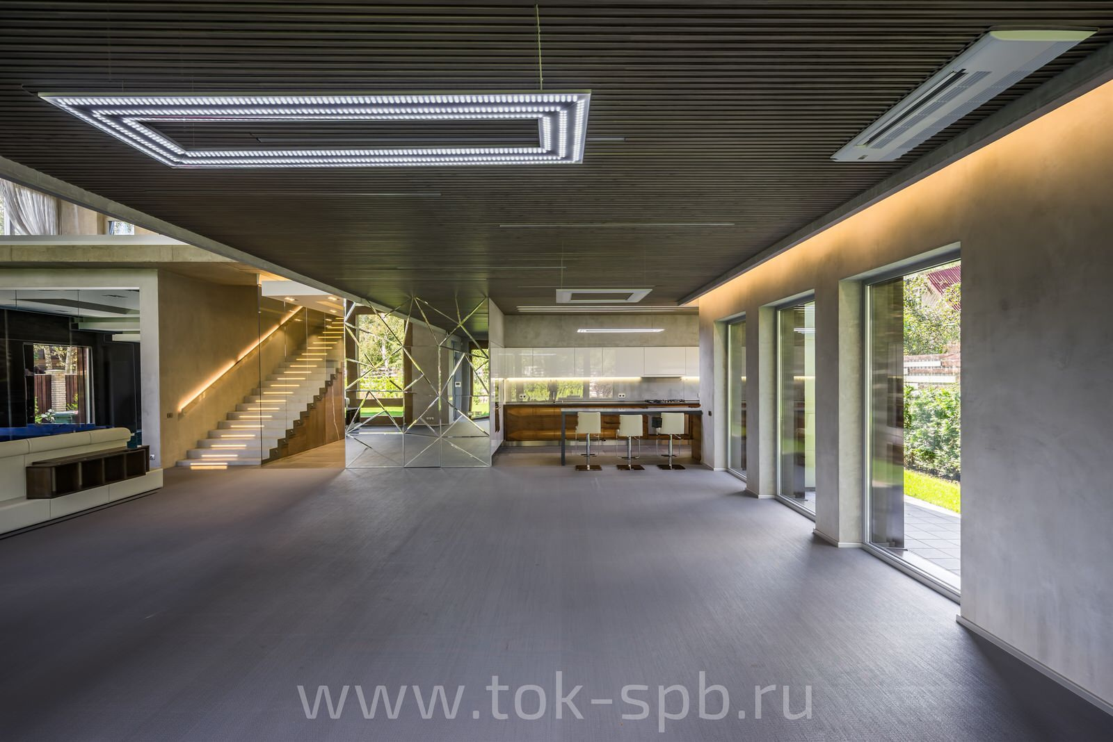 Отделка монолитного коттеджа в Лахте, Ленинградская область