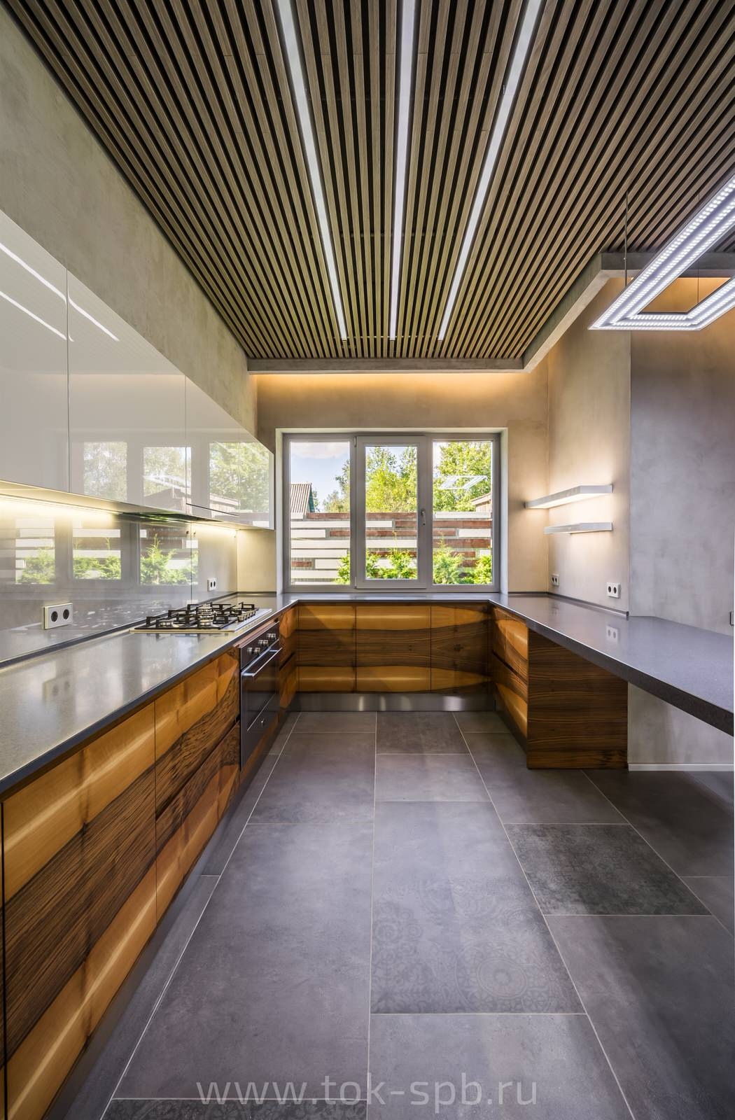 Отделка монолитного коттеджа в Лахте, Ленинградская область