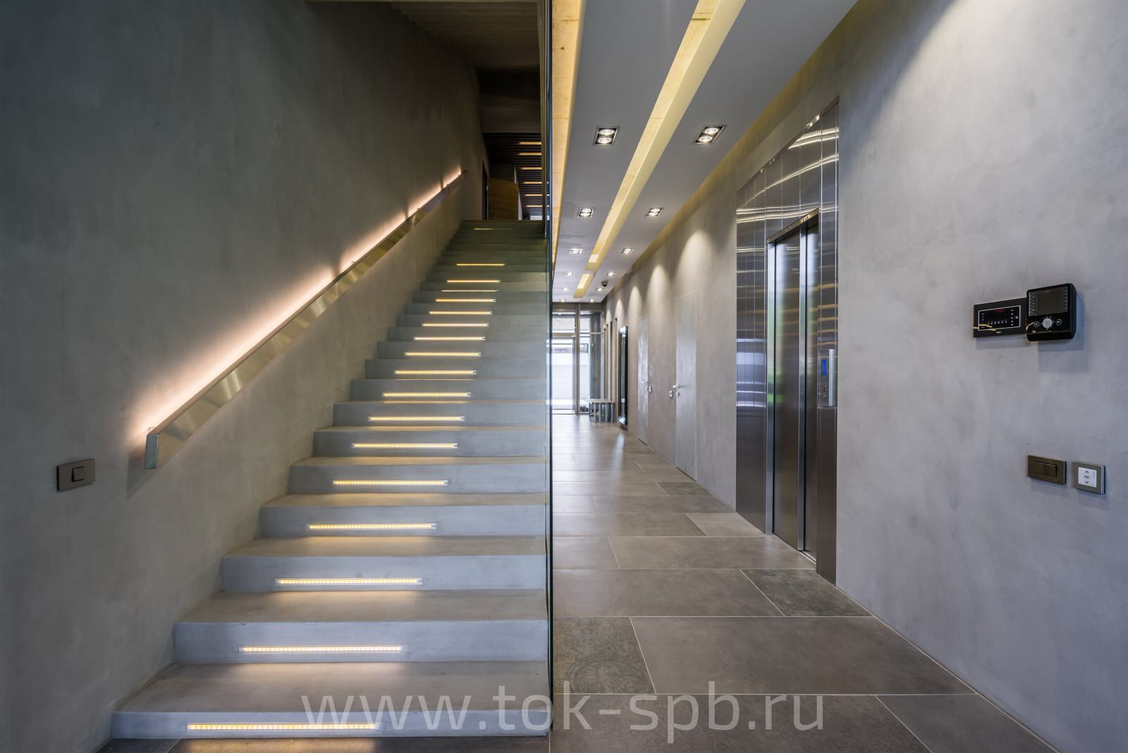 Отделка монолитного коттеджа в Лахте, Ленинградская область