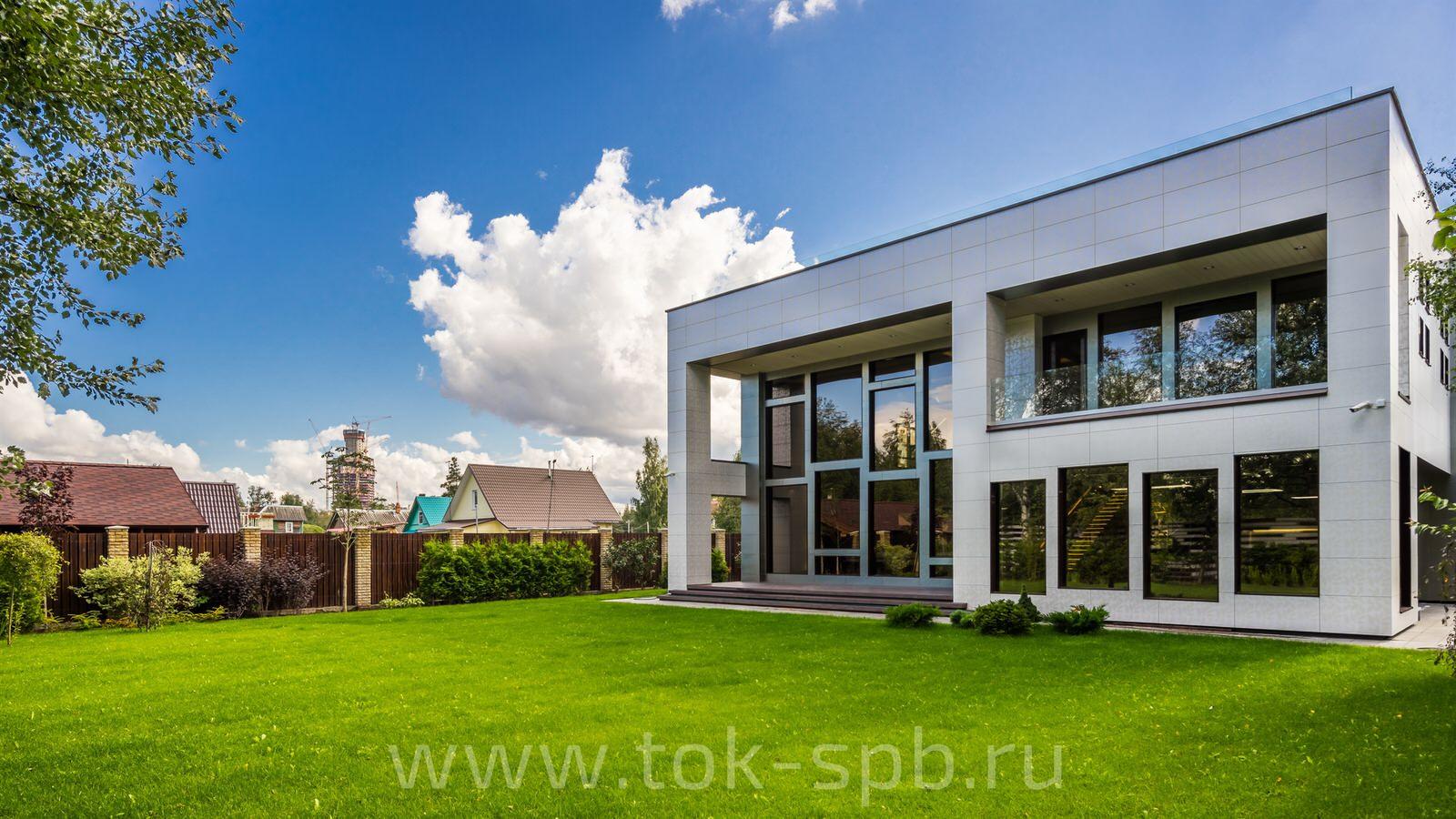 Отделка монолитного коттеджа в Лахте, Ленинградская область