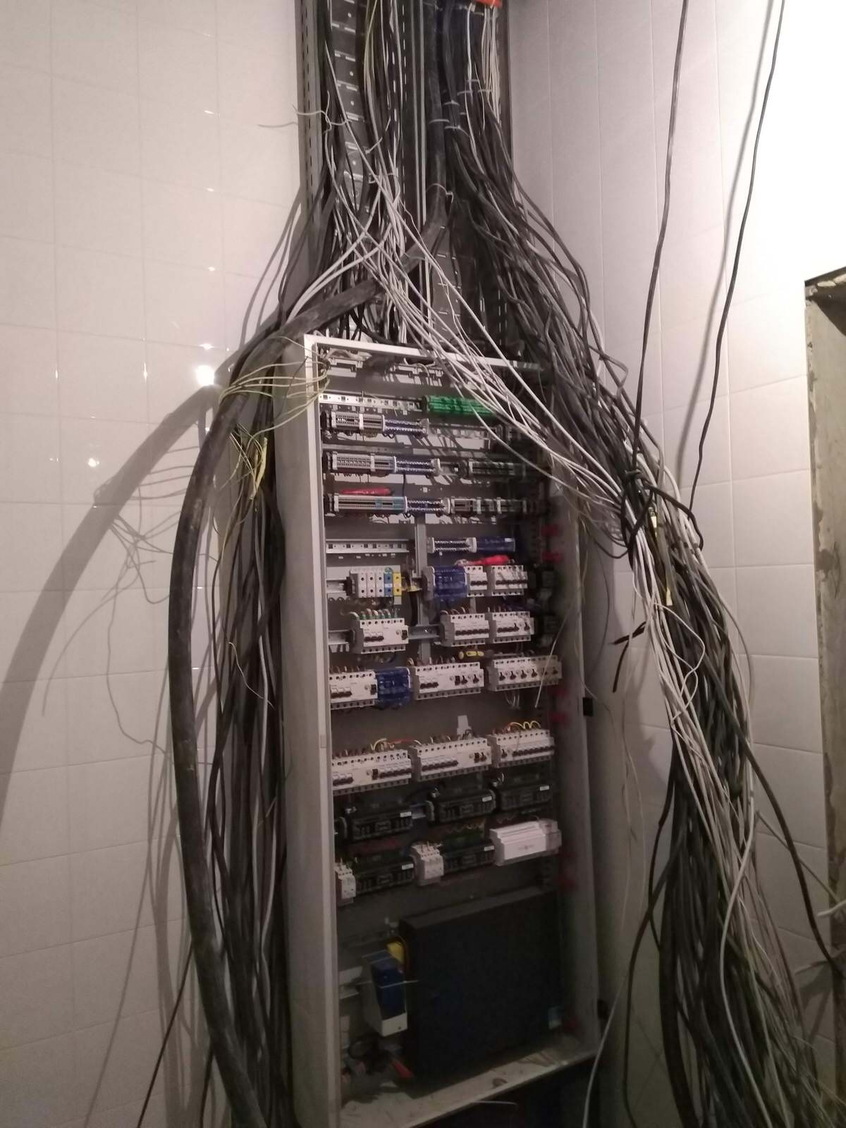 Щиты автоматизации для квартир и домов.