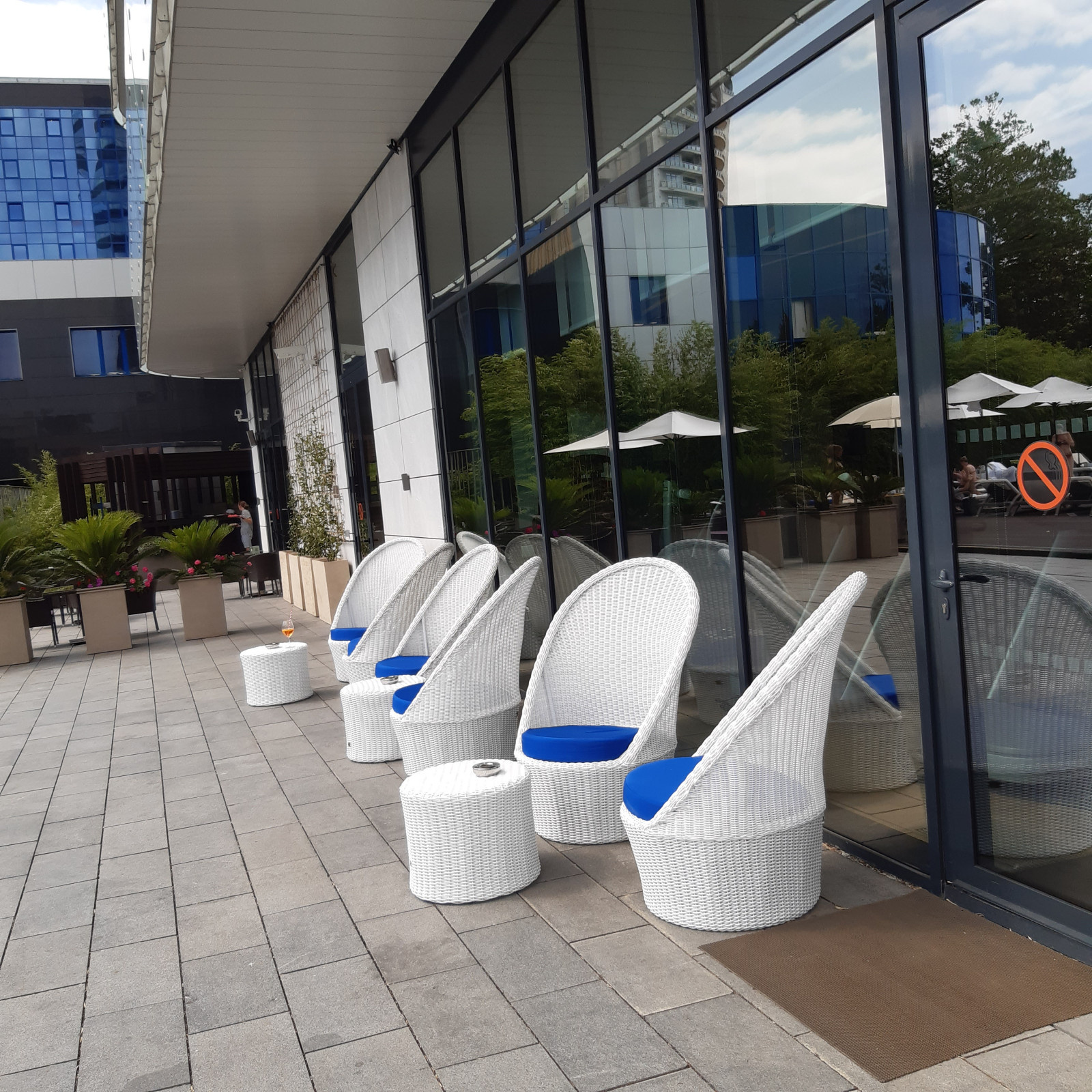 Бар у открытого бассейна г. Сочи