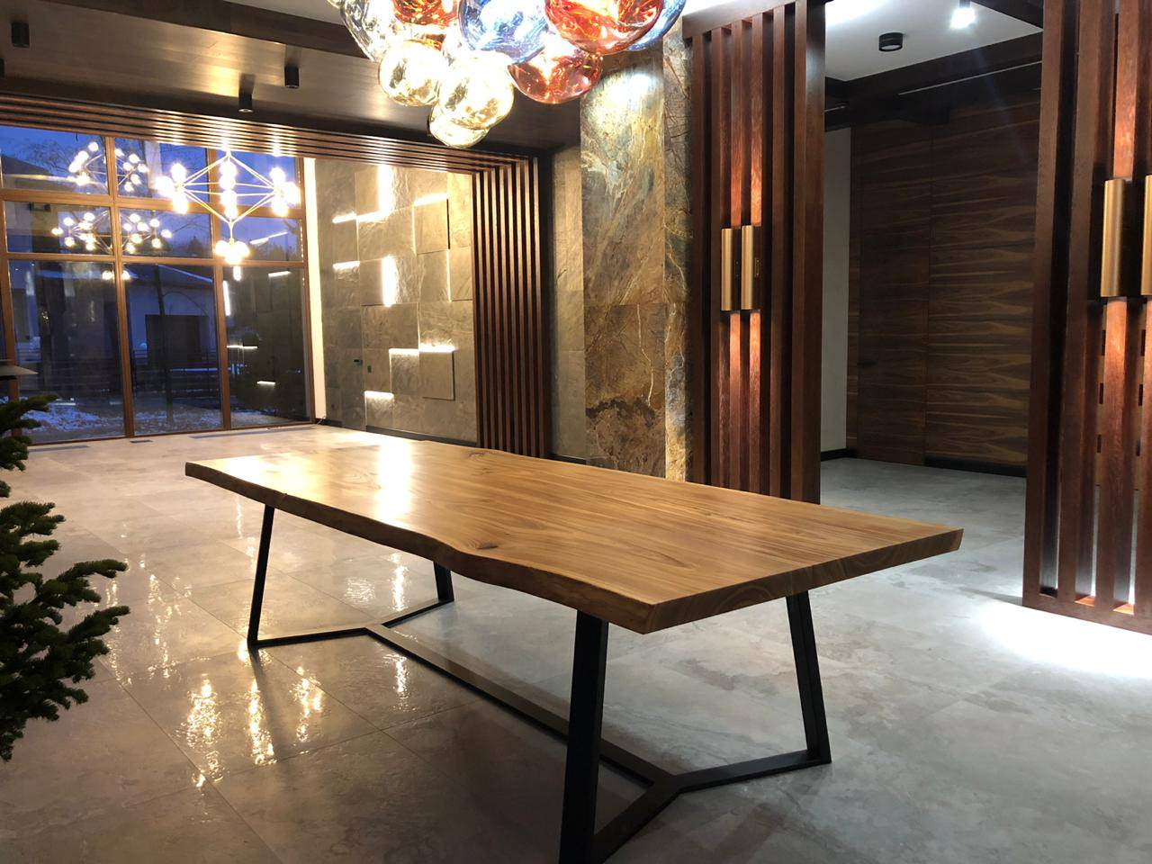 Стол из слэбов карагача