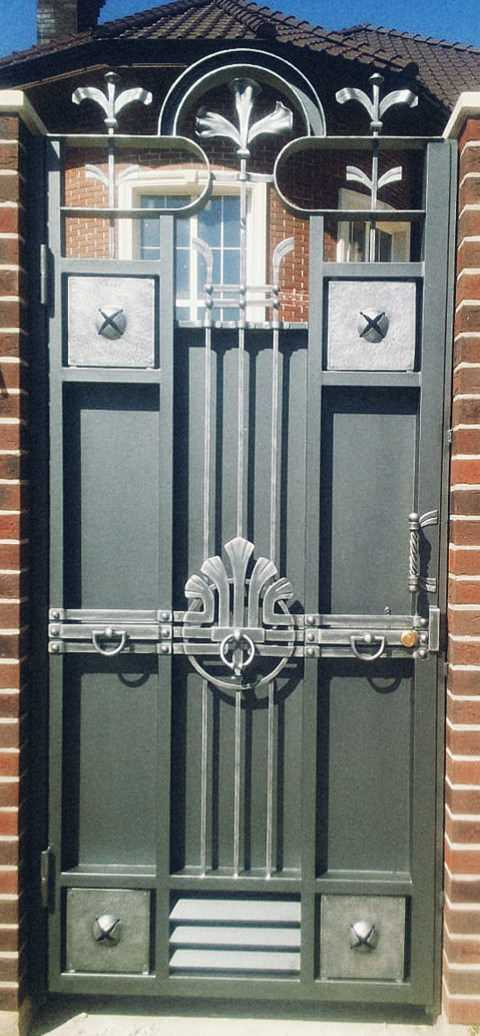 Кованые ворота