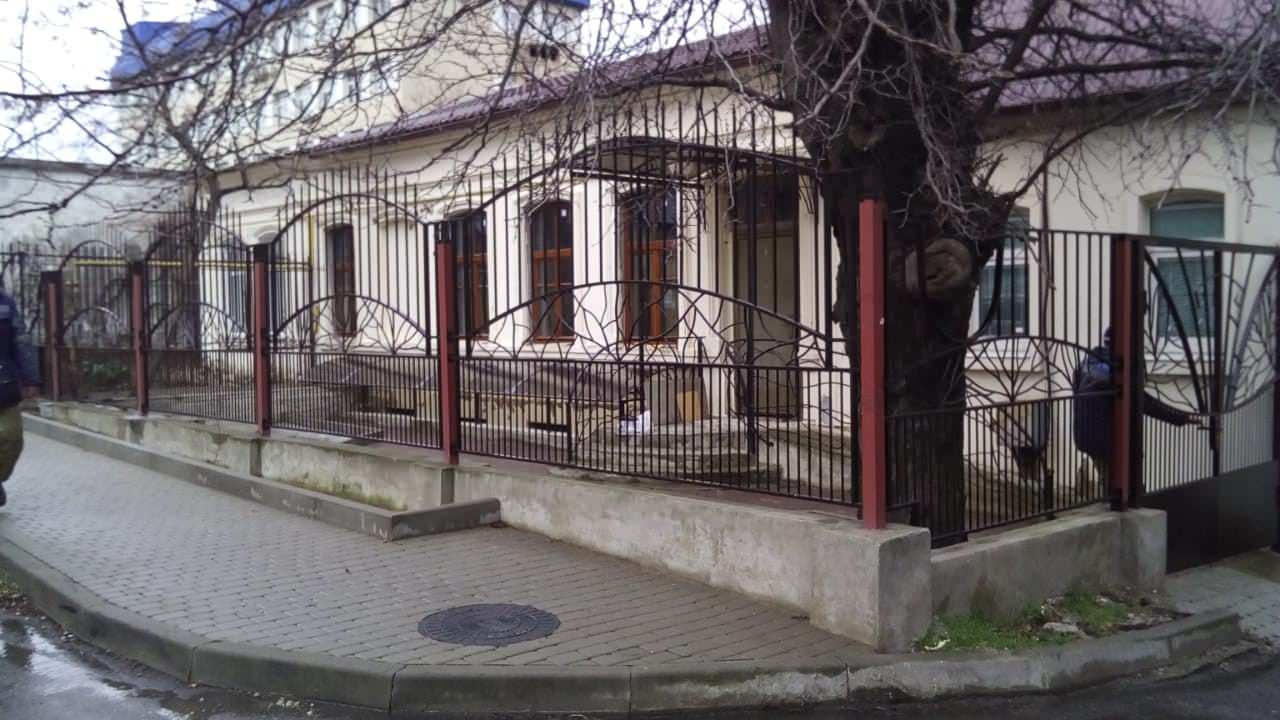 Кованые заборы