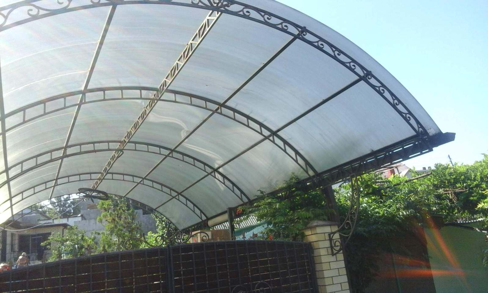 Навесы (кованые) из сотового поликарбоната