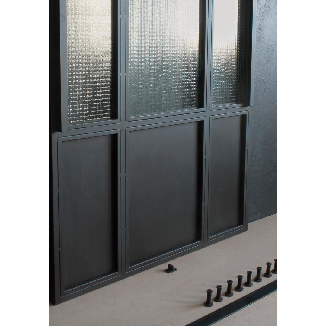 Обложка проекта: Стальная Амбарная Дверь