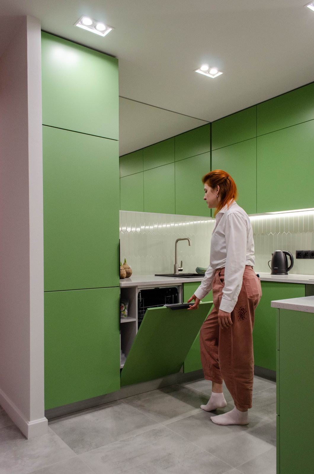 ЖД "Соло", Яркий минимализм, 55 кв. м