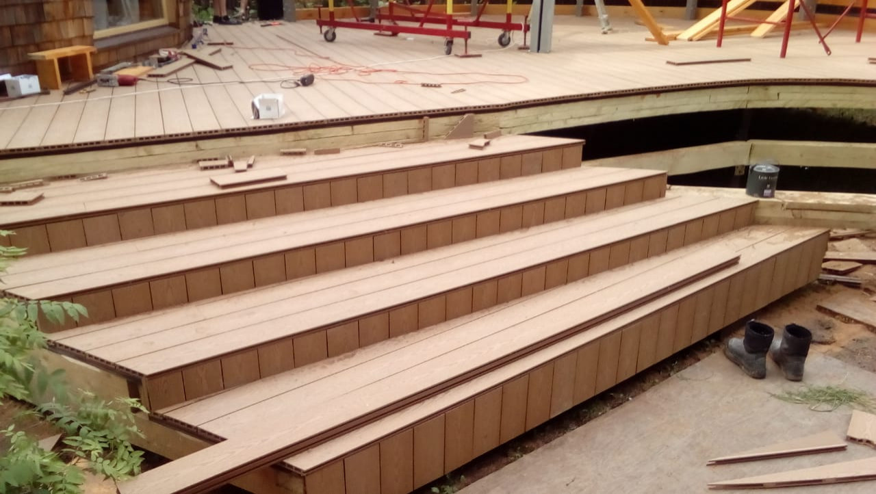 Необычная веранда (и терраса) к Необычному Дому (проект "Фазенда-лайф")