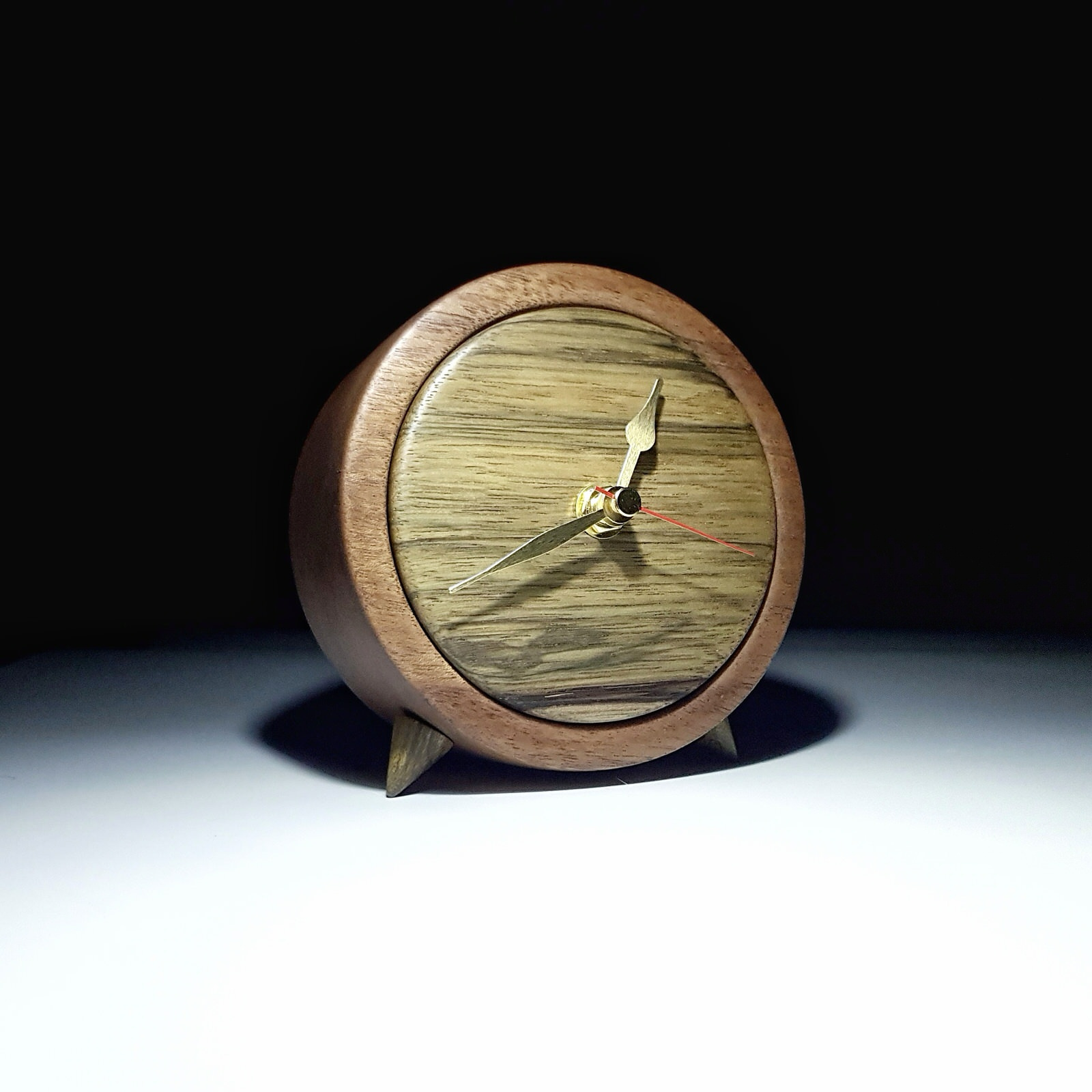 ЧАСЫ стильные! ручная работа, ценные породы дерева!