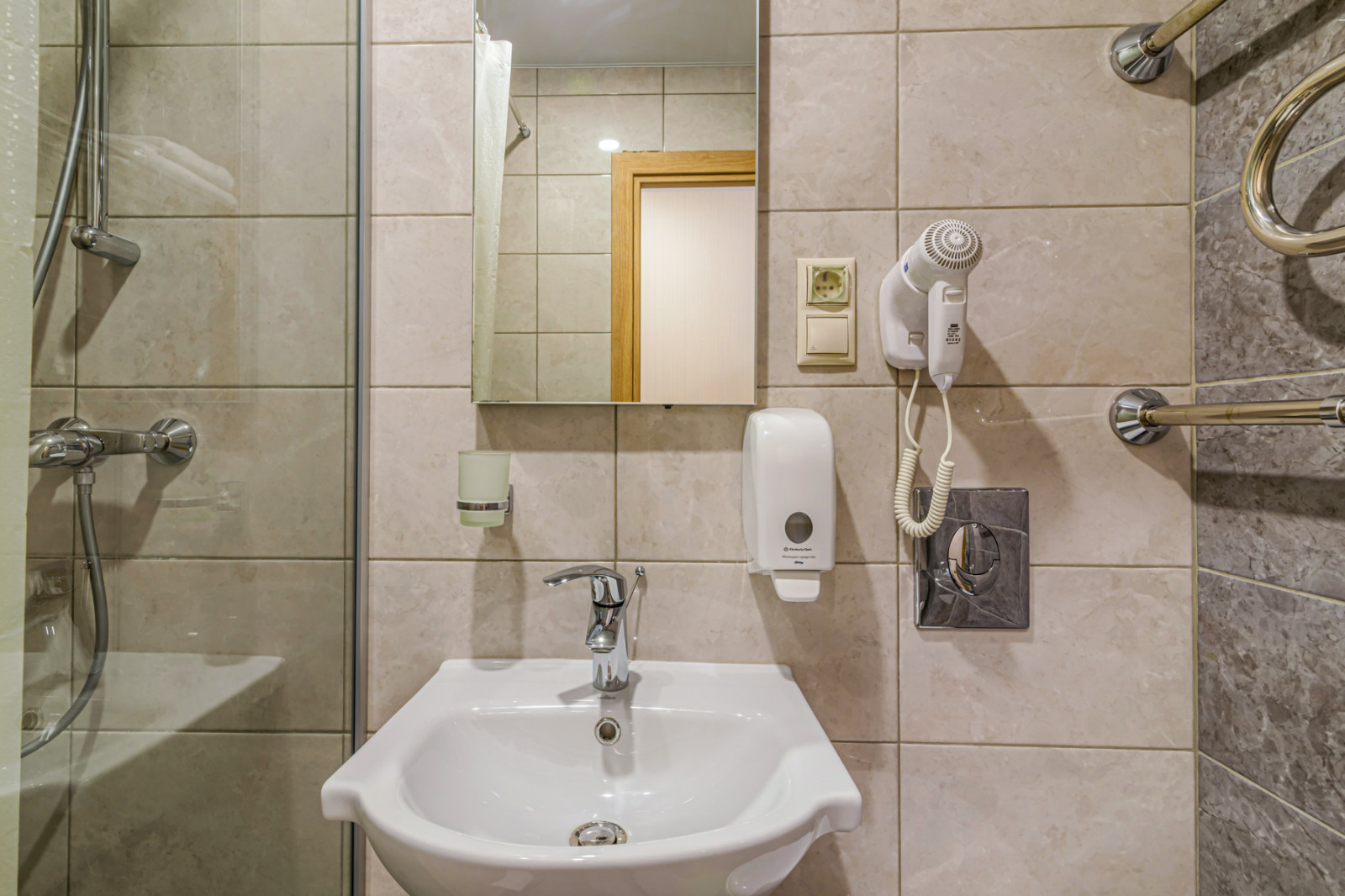 Обновленные интерьеры отеля АМАКС