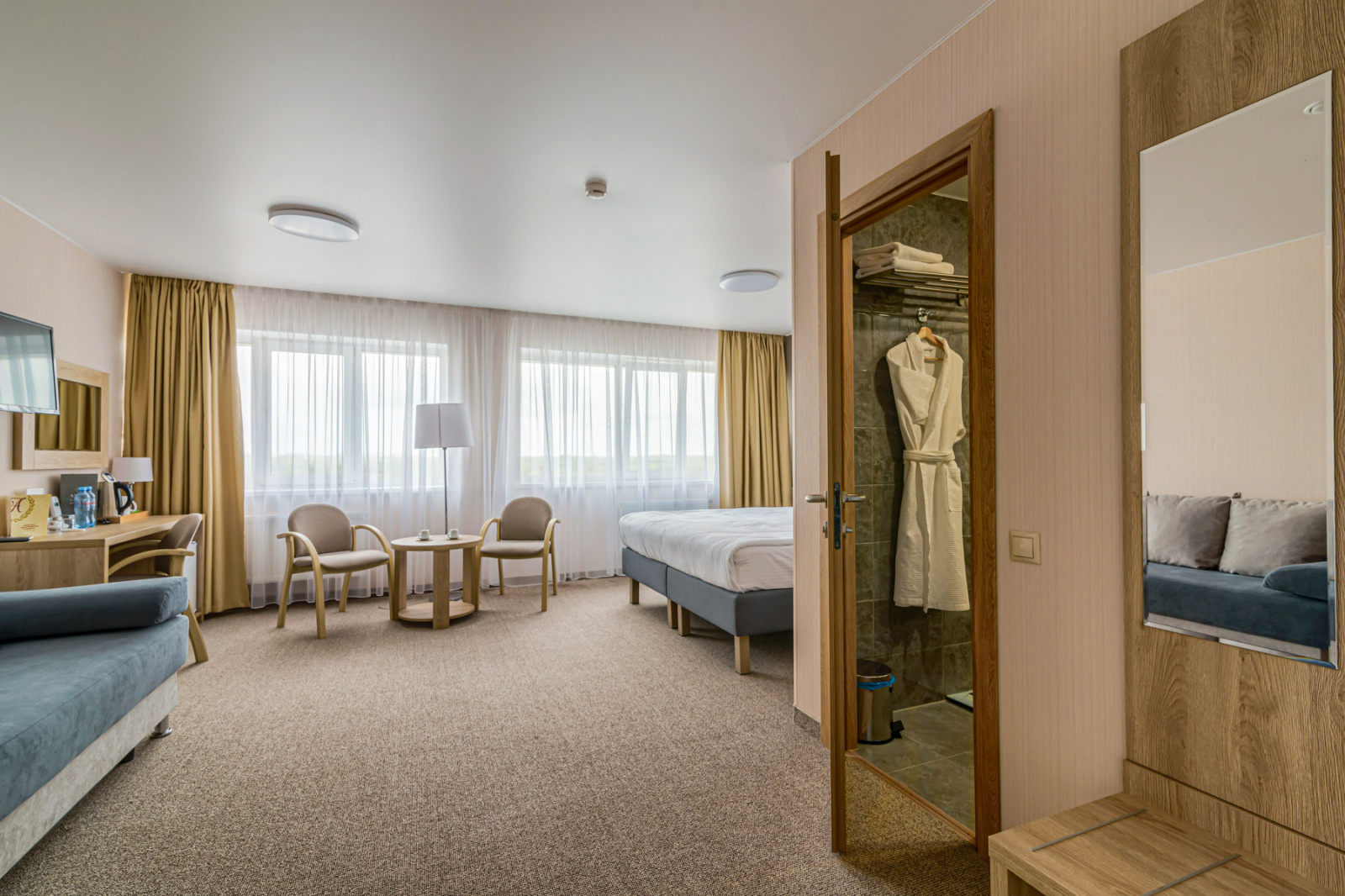 Обновленные интерьеры отеля АМАКС